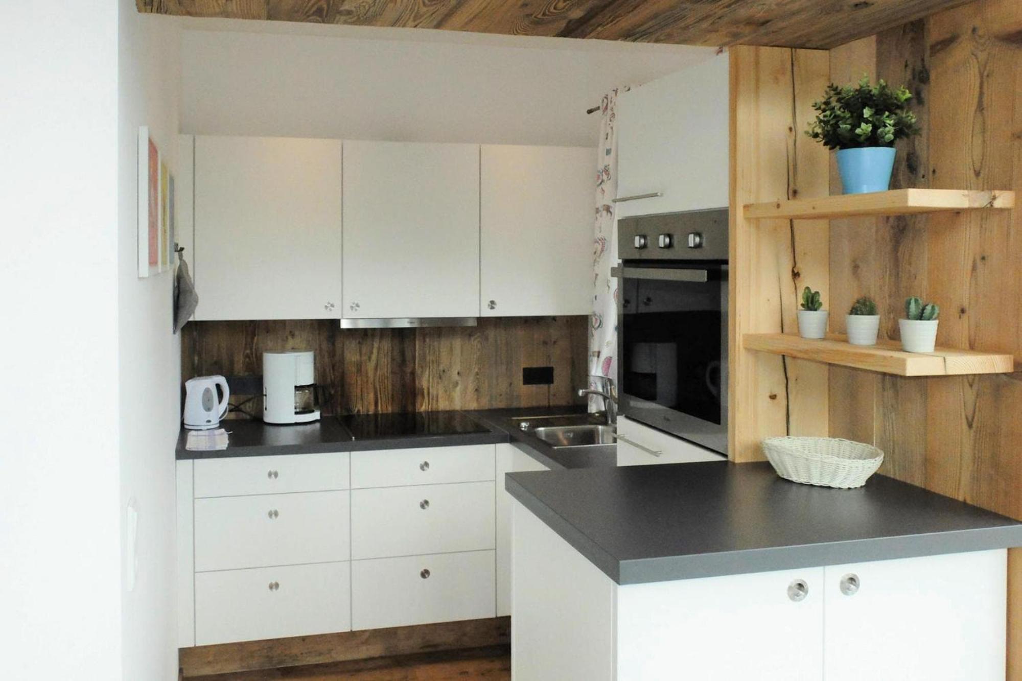 Neukirchen am Großvenediger Apartment In Neukirchen With A Balcony מראה חיצוני תמונה